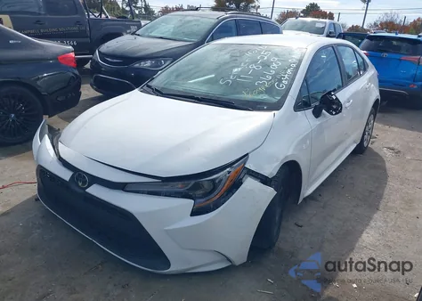 2022 Toyota Corolla Le z USA, uszkodzony, nr VIN 5YFEPMAE4NP366009